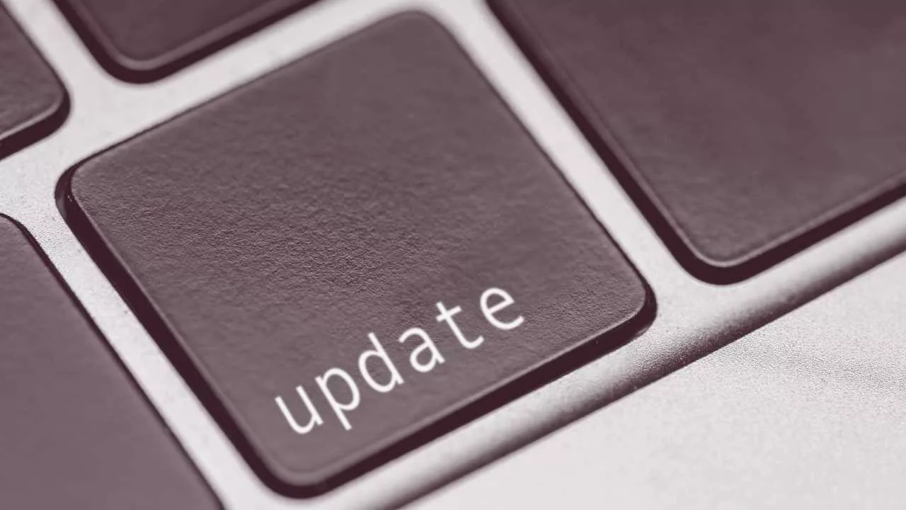 Calendar icon with a checkmark indicating updates.